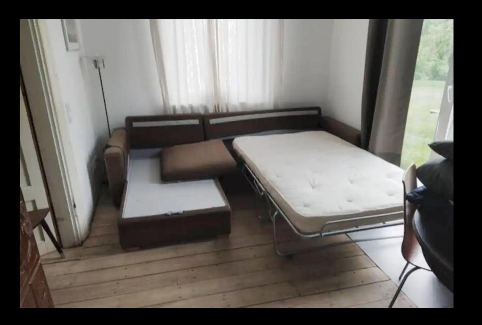 Hillside View House With Garden, Private Parking, Quiet Location - 12 Min To Old Town Anytime, Long Stays Welcome Vilnius Exterior photo