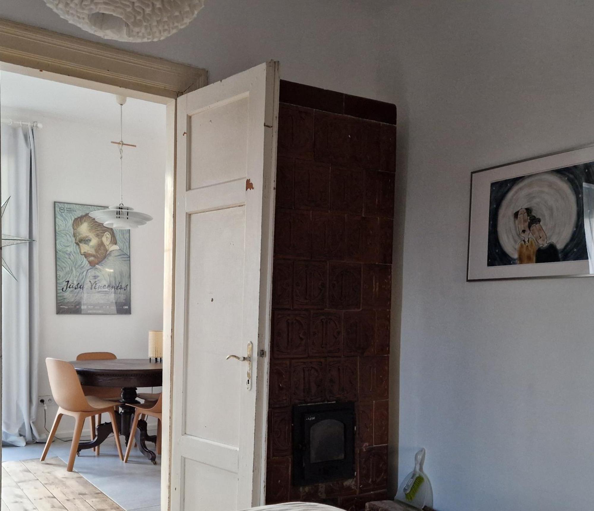 Hillside View House With Garden, Private Parking, Quiet Location - 12 Min To Old Town Anytime, Long Stays Welcome Vilnius Exterior photo